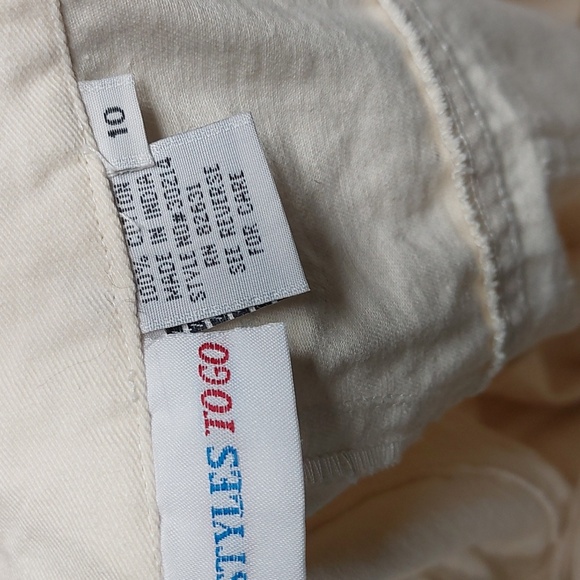 1980's Vintage Short Set in Ivory Large - Picture 14 of 15